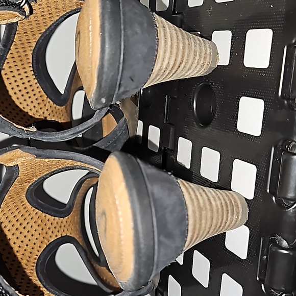 Comfort meets style.. - Picture 6 of 7